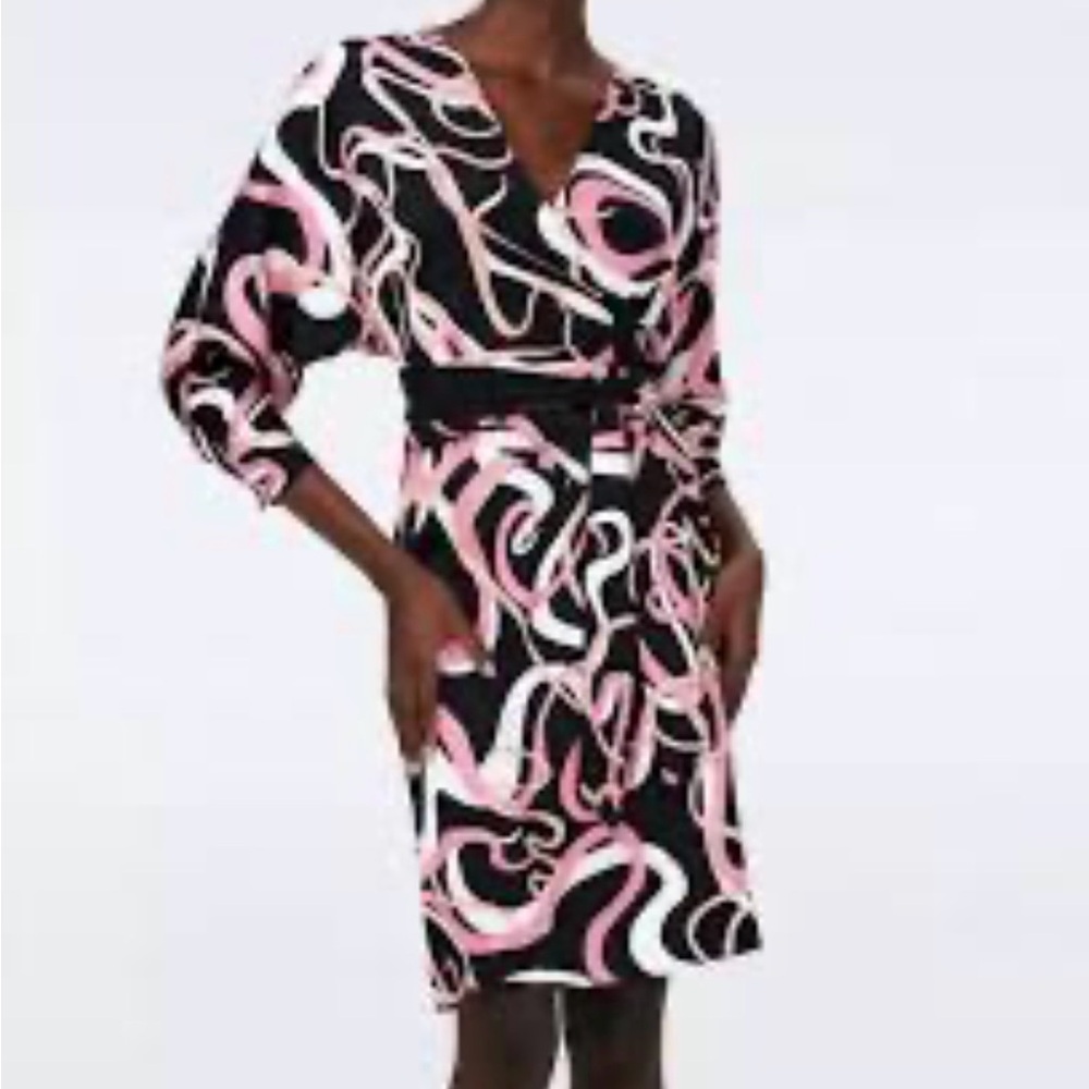Diane Von Furstenberg Black and Pink Swirl Dress